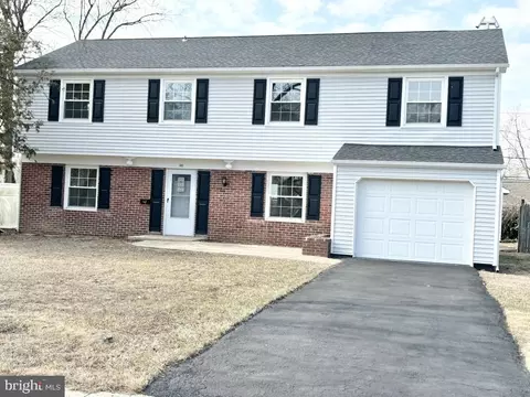 140 Somerset Dr, Willingboro, NJ 08046