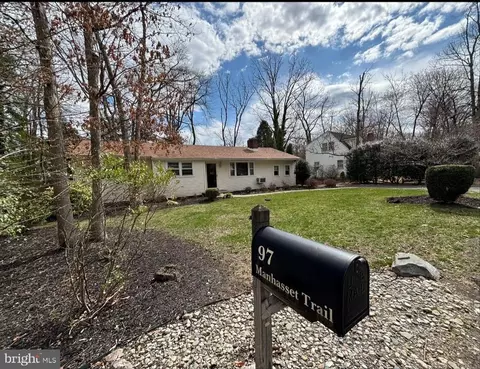 97 Manhasset Trl, Medford Lakes, NJ 08055