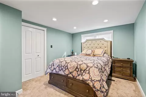 41 Pine St, Beverly, NJ 08010 photo 26