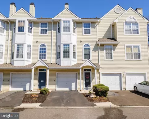 7505 Juniper Ln, Palmyra, NJ 08065