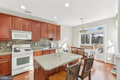 30 Compass Cir, Mount Laurel, NJ 08054 photo 11