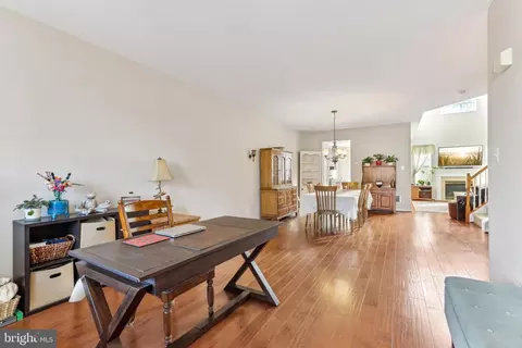 30 Compass Cir, Mount Laurel, NJ 08054 photo 17