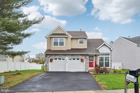 78 Ridgewood Way, Burlington, NJ 08016