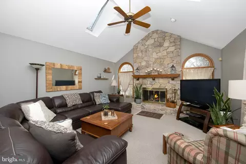 10 Oak Tree Ct, Westampton, NJ 08060 photo 19