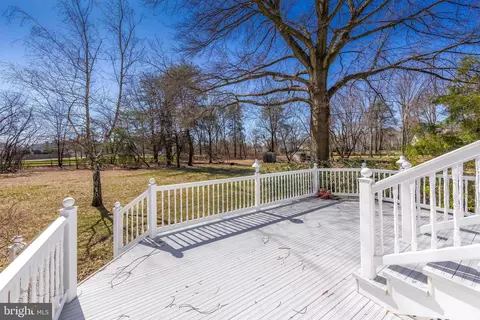 Exterior - 17 Framingham Rd, Beverly, NJ 08010 photo 5 of 6