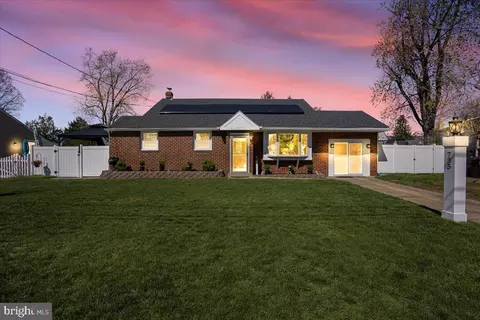 735 Baylor St, Delran, NJ 08075 photo 1