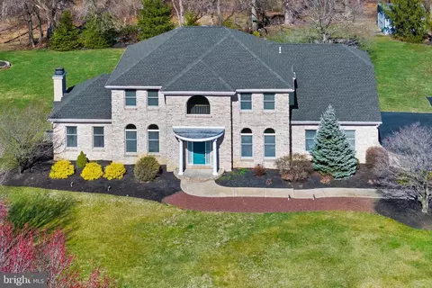 36 Cloverdale Way, Columbus, NJ 08022