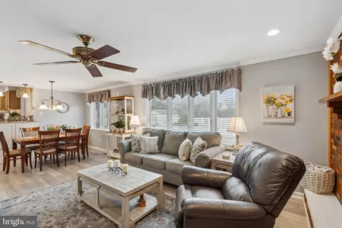 237 Aqua Ln, Delran, NJ 08075 photo 11