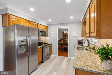 237 Aqua Ln, Delran, NJ 08075 photo 9