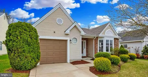 116 Peppergrass, Mount Laurel, NJ 08054
