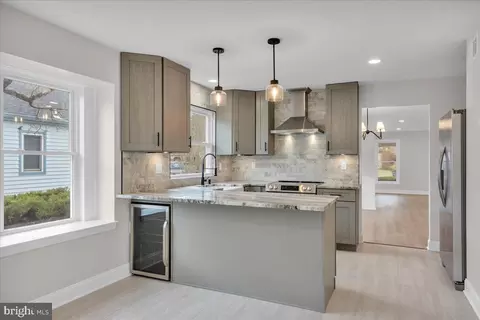 139 Buckingham Dr, Southampton, NJ 08088
