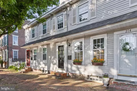 216 Prince St, Bordentown, NJ 08505