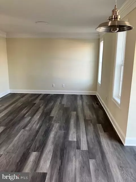 Living - 113 Heulings Ave, Riverside, NJ 08075 photo 4 of 4