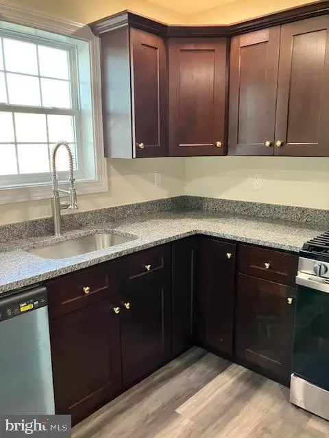 Kitchen - 113 Heulings Ave, Riverside, NJ 08075 photo 4 of 5