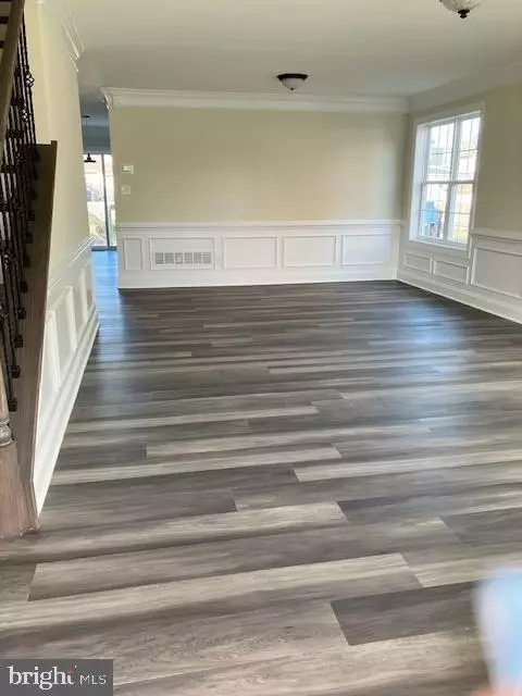 Entry Way - 113 Heulings Ave, Riverside, NJ 08075 photo 1 of 13