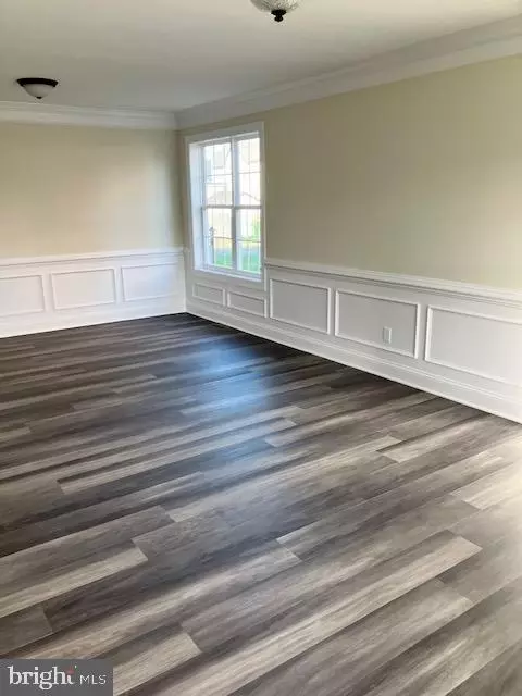 Living - 113 Heulings Ave, Riverside, NJ 08075 photo 1 of 4