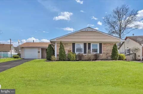 92 Ember Ln, Willingboro, NJ 08046