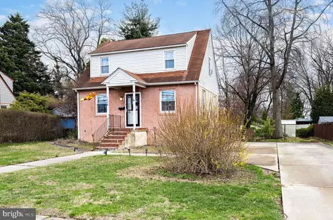 118 W Mill Rd, Maple Shade, NJ 08052 photo 2
