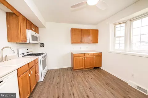 112 High St, Maple Shade, NJ 08052 photo 7