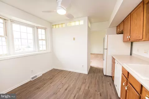 112 High St, Maple Shade, NJ 08052 photo 8