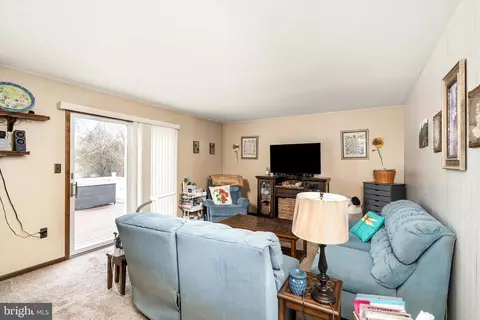3 Eleanor Dr, Wrightstown, NJ 08562 photo 8