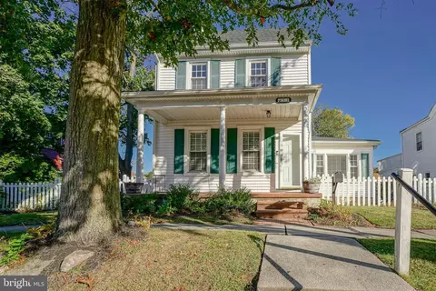 53 Branch St, Medford, NJ 08055