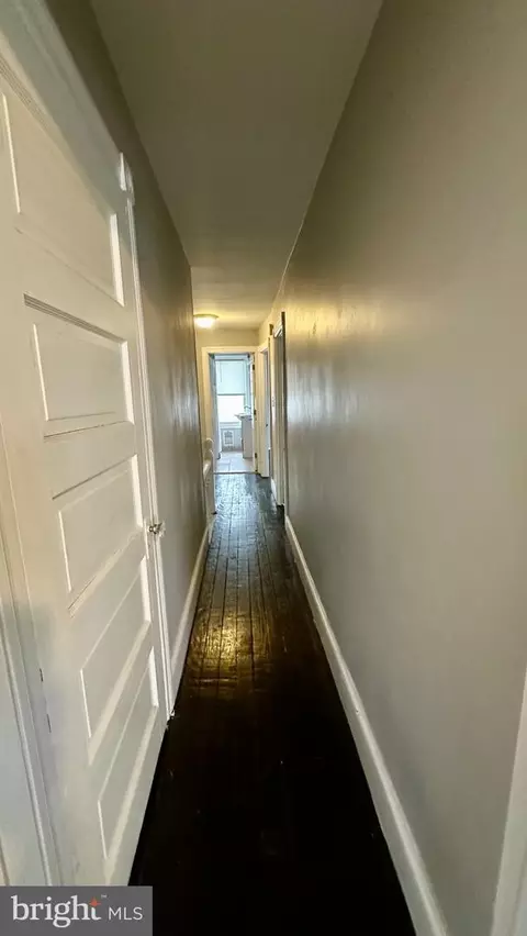 Entry Way - 330 Kossuth St, Riverside, NJ 08075 photo 6 of 8