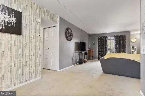 Entry Way - 233 James, Evesham, NJ 08053 photo 2 of 3