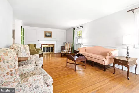 2809 Hunterdon Dr, Cinnaminson, NJ 08077 photo 6