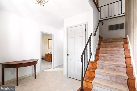 2809 Hunterdon Dr, Cinnaminson, NJ 08077 photo 4