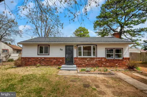 29 Stagecoach Rd, Southampton, NJ 08088