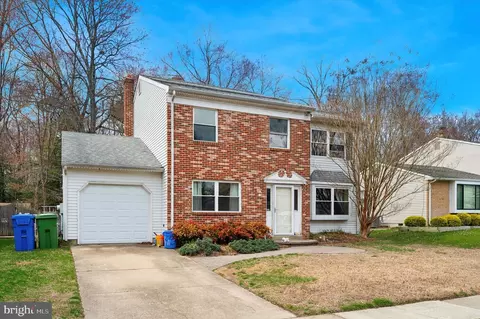 40 Lakeside Dr, Marlton, NJ 08053