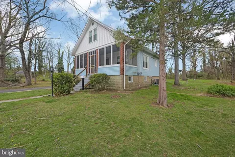504 N Lincoln Ave, Moorestown, NJ 08057