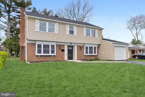 69 Gamewell Ln, Willingboro, NJ 08046