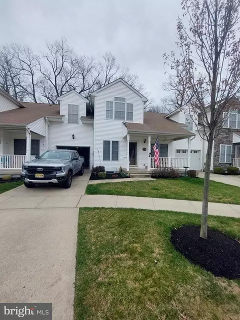 6 Charles Cir, Delanco, NJ 08075