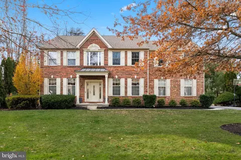 107 Mason Woods Ln, Hainesport, NJ 08036