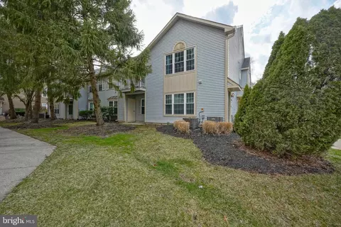 3603 A Ramsbury Ct, Mount Laurel, NJ 08054