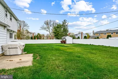 Exterior - 551 Norwood Rd, Mount Laurel, NJ 08054 photo 4 of 5