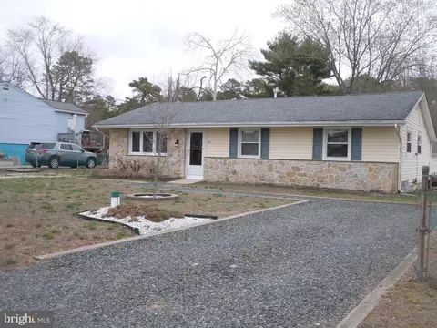 331 Seminole Trl, Browns Mills, NJ 08015