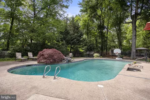Exterior - 21 Robin Rd, Moorestown, NJ 08057 photo 10 of 17