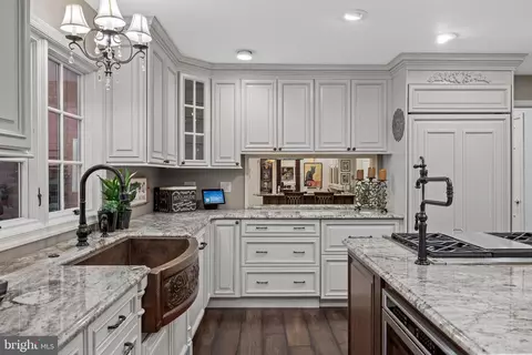 Kitchen - 21 Robin Rd, Moorestown, NJ 08057 photo 4 of 6