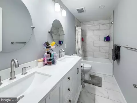 Bath - 60 Stoneham Dr, Delran, NJ 08075 photo 5 of 5