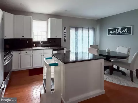 Kitchen - 60 Stoneham Dr, Delran, NJ 08075 photo 2 of 2