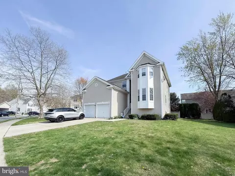 Exterior - 60 Stoneham Dr, Delran, NJ 08075 photo 2 of 2