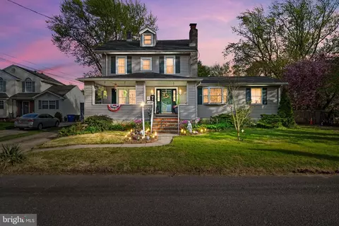 30 Orchard Ave, Maple Shade, NJ 08052