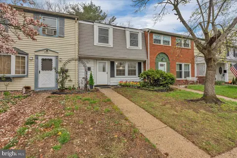 12 Roxburn Pl, Willingboro, NJ 08046