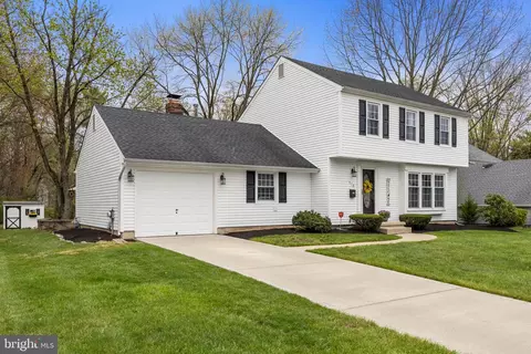 Exterior - 179 Forge Rd, Delran, NJ 08075 photo 3 of 6