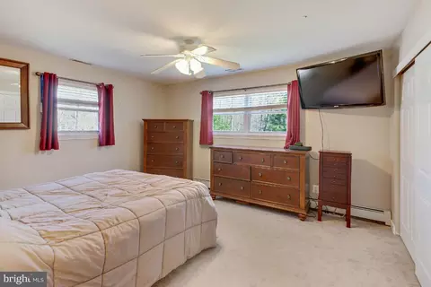 Bedroom - 11 Acorn Dr, Tabernacle, NJ 08088 photo 3 of 4