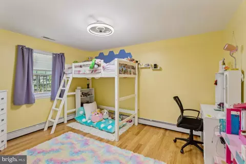 Bedroom - 11 Acorn Dr, Tabernacle, NJ 08088 photo 2 of 4
