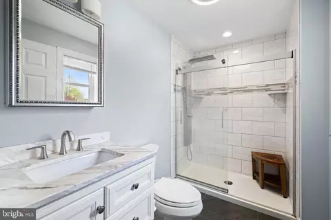 Bath - 40 E Front St, Florence, NJ 08518 photo 1 of 1